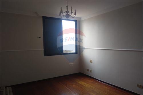 Apartamento à venda com 4 quartos, 221m² - Foto 27