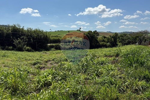 Venda-Terreno-rua das hortêncis , 2  - estrada de tuiuti  - Centro , Tuiuti , São Paulo , 12930000-690041137-56