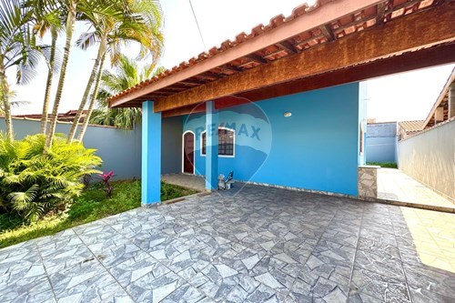 Venda-Casa-Rua Maria Ferreira de Araújo , 430  - Super mercado Krill  - Jardim Barra de Jangadas , Peruíbe , São Paulo , 11771328-691111001-5