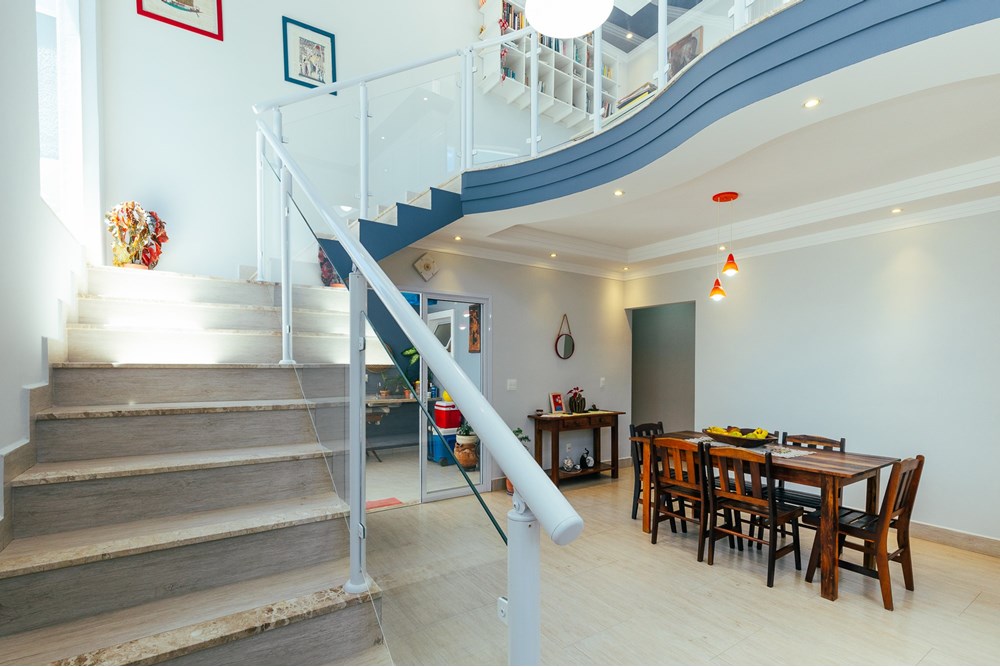 Casa de Condomínio à venda com 3 quartos, 190m² - Foto 2