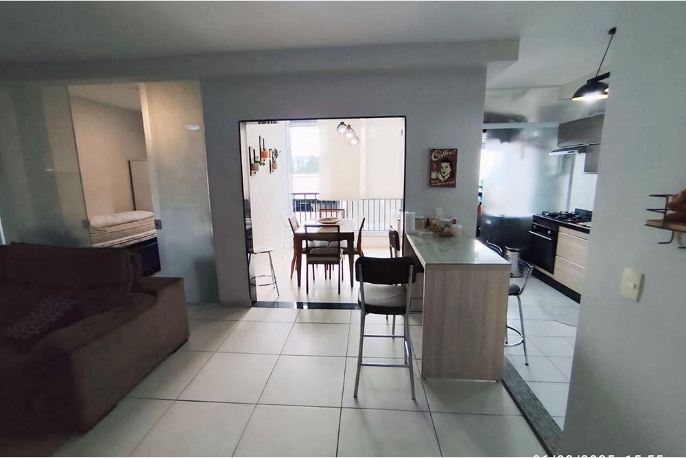 Apartamento à venda com 3 quartos, 83m² - Foto 2