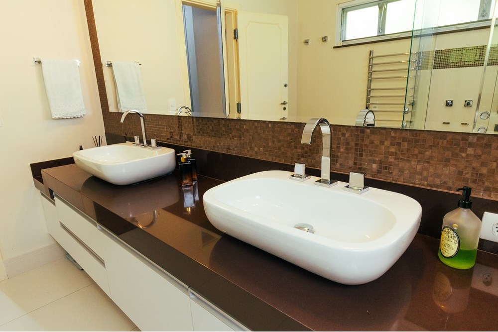 Casa à venda com 6 quartos, 700m² - Foto 8