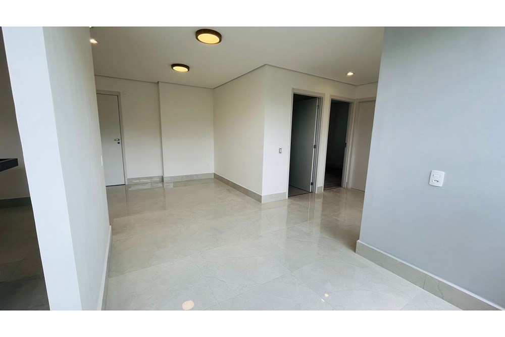 Apartamento para alugar com 2 quartos, 60m² - Foto 12