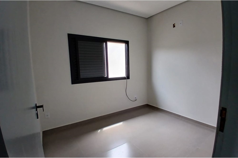 Casa à venda com 3 quartos, 75m² - Foto 11