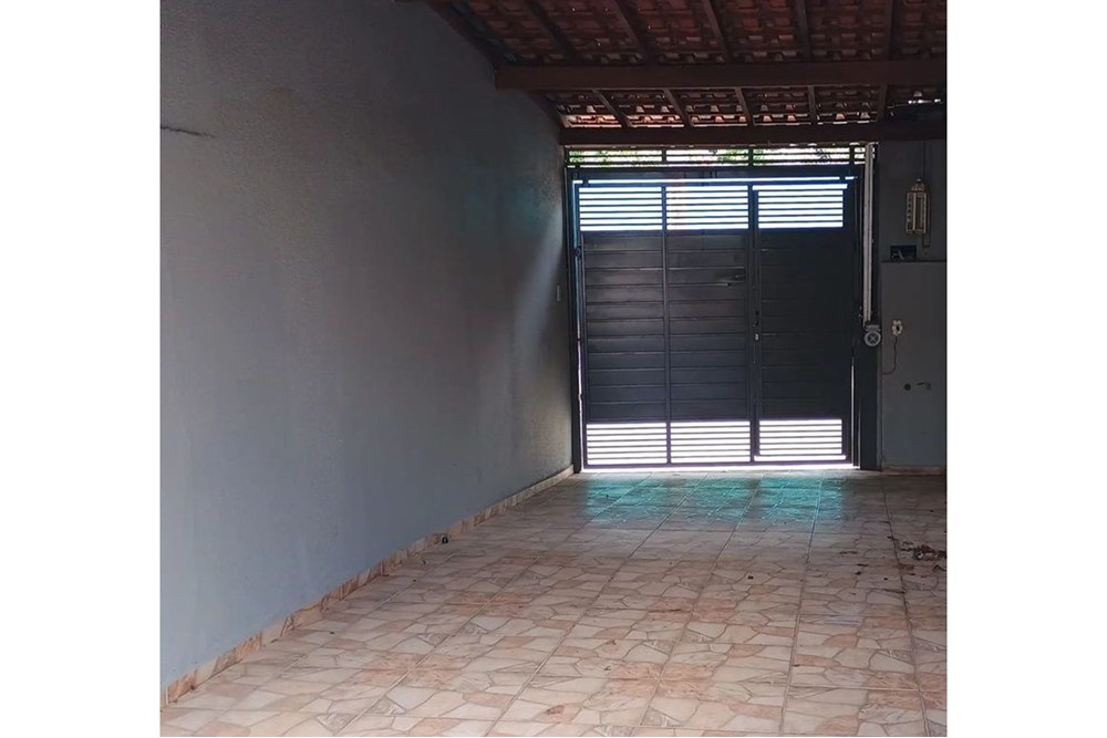 Casa à venda com 2 quartos, 86m² - Foto 2