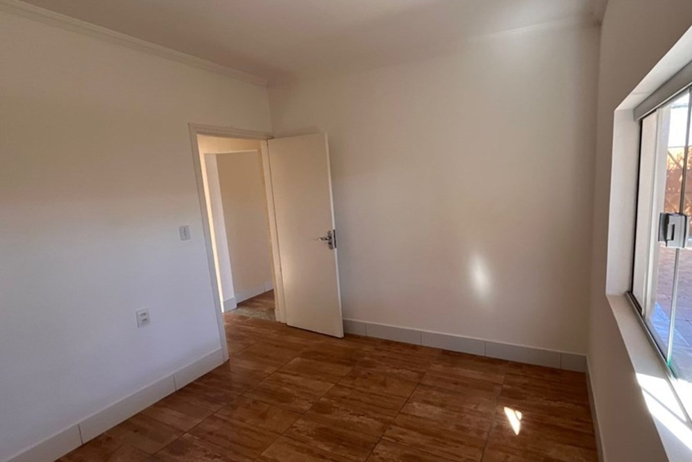 Casa para alugar com 4 quartos, 200m² - Foto 16