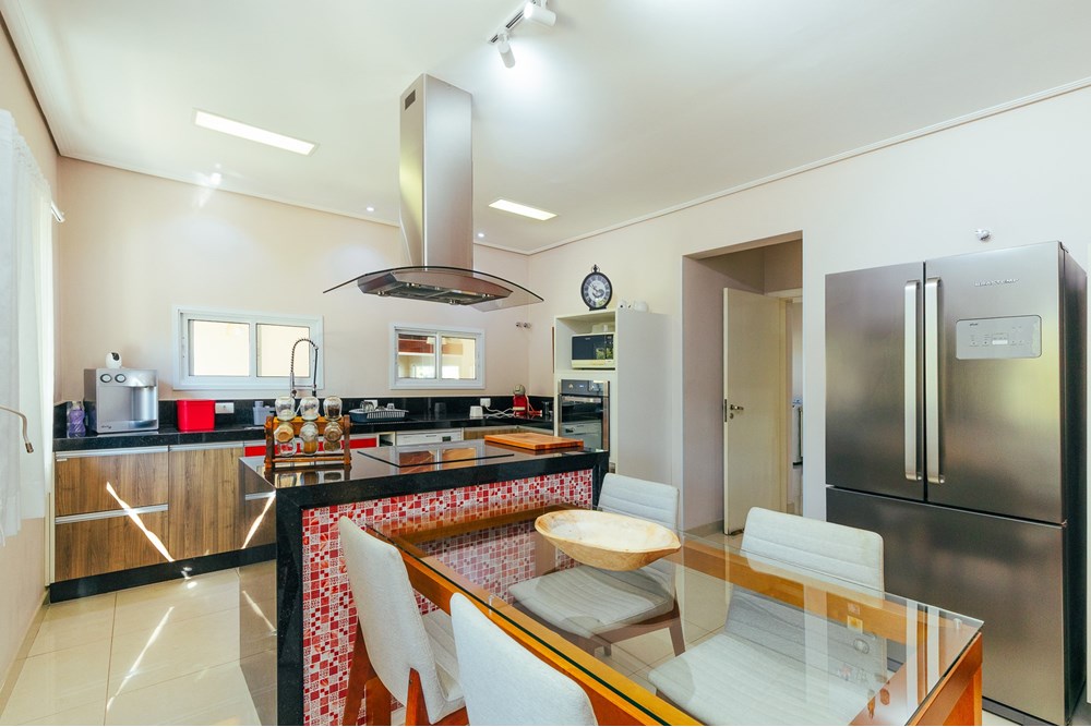 Casa à venda com 6 quartos, 700m² - Foto 18