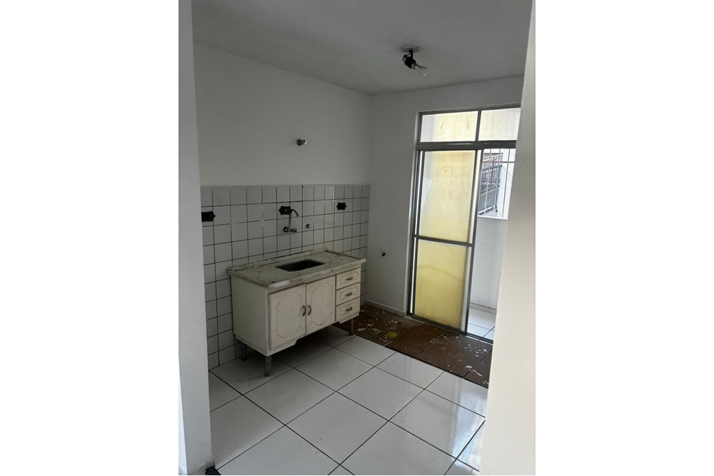 Apartamento à venda com 2 quartos, 50m² - Foto 4