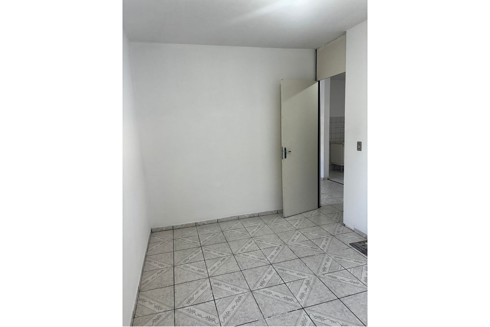 Apartamento à venda com 2 quartos, 50m² - Foto 11