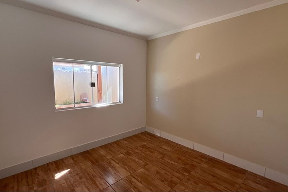 Casa para alugar com 4 quartos, 200m² - Foto 15