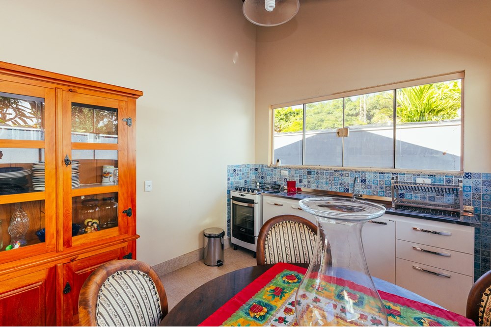 Casa à venda com 6 quartos, 700m² - Foto 25