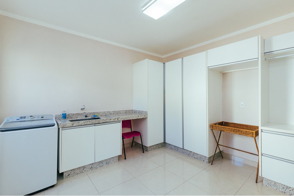 Casa à venda com 6 quartos, 700m² - Foto 22