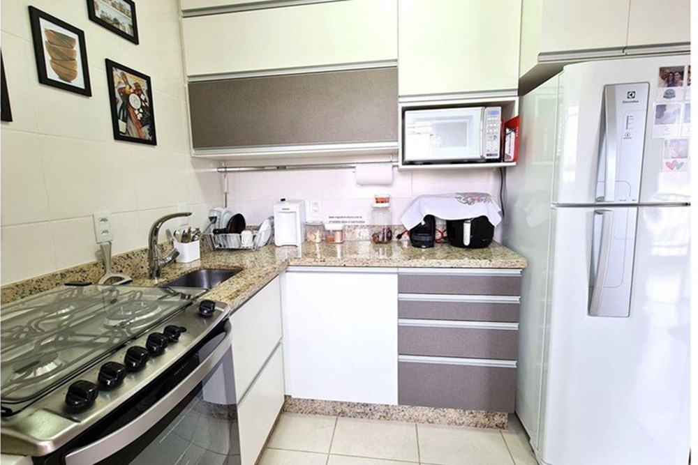 Apartamento à venda com 2 quartos, 67m² - Foto 3