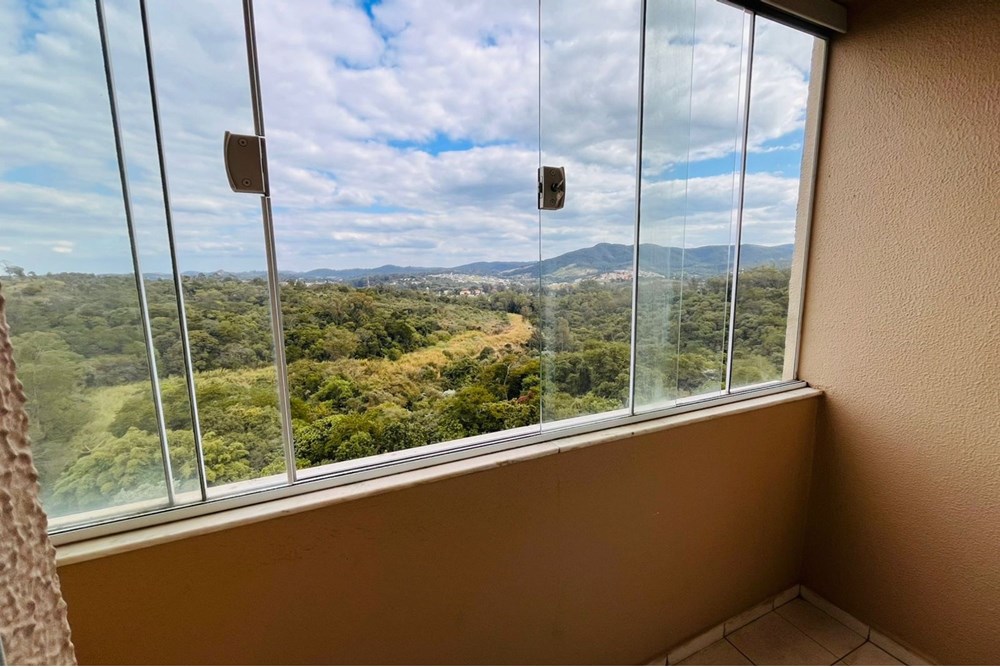 Apartamento à venda com 2 quartos, 69m² - Foto 3