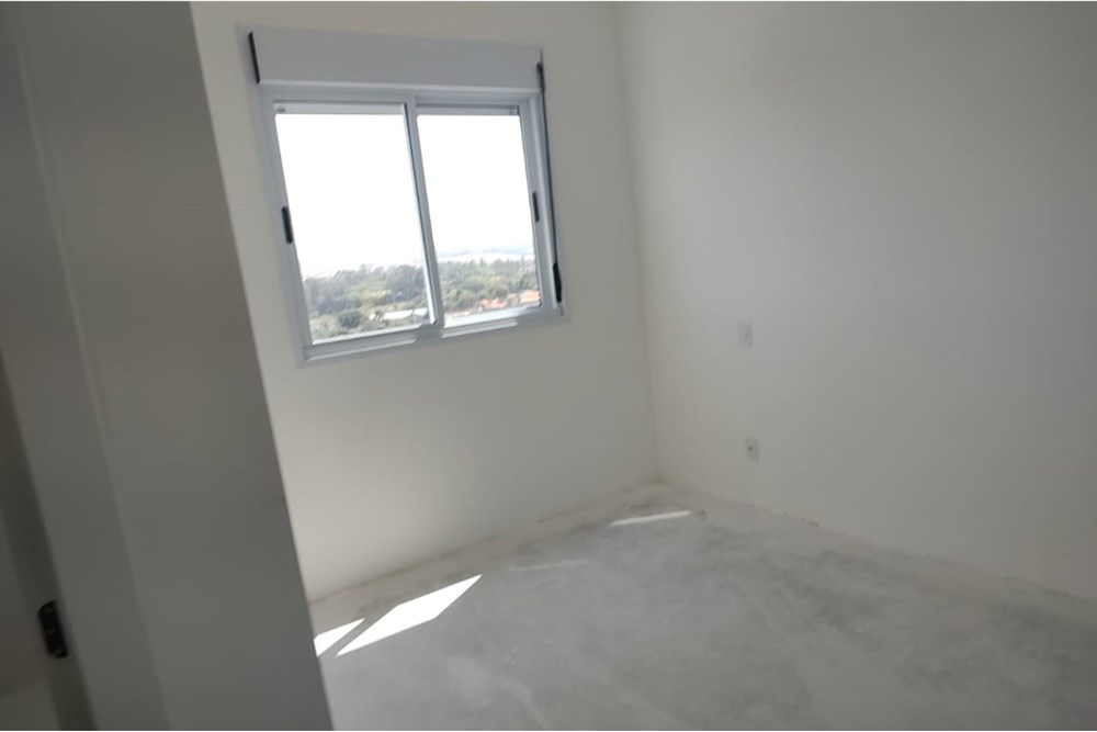 Apartamento à venda com 2 quartos, 67m² - Foto 2