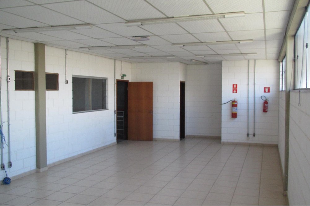 Depósito-Galpão-Armazém para alugar, 831m² - Foto 6