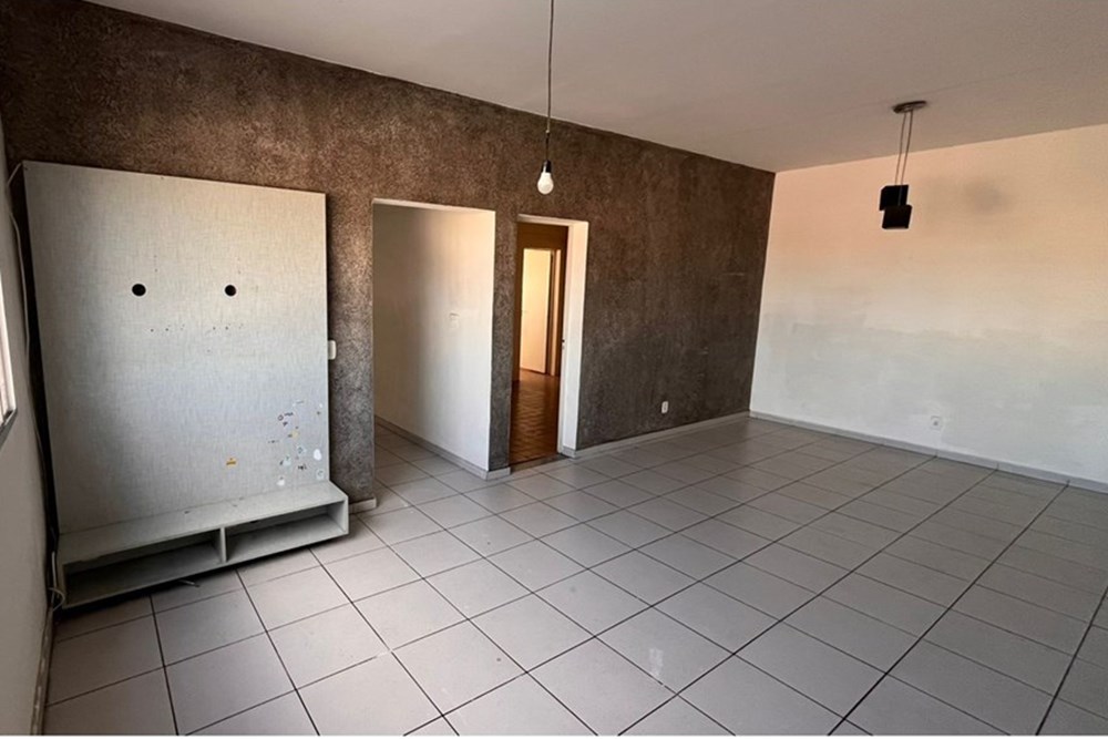 Apartamento para alugar com 3 quartos, 93m² - Foto 3
