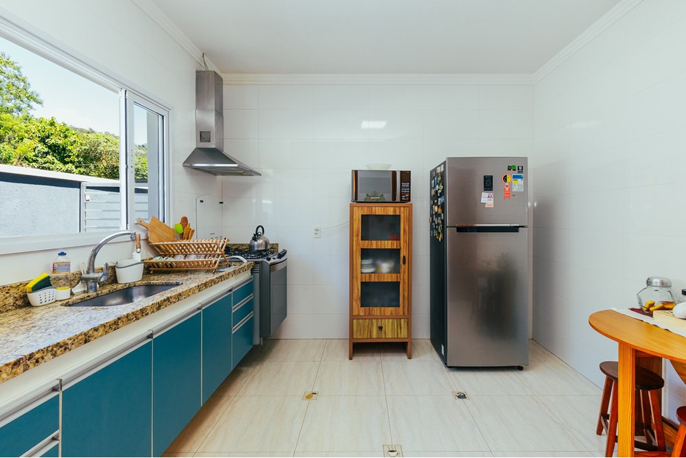 Casa de Condomínio à venda com 3 quartos, 190m² - Foto 4