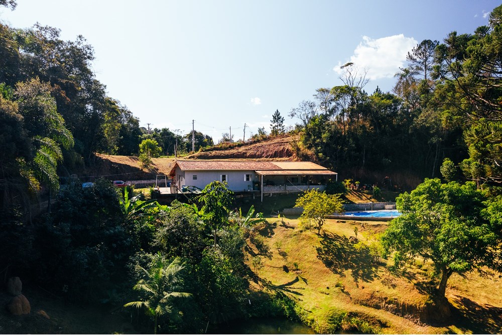 Fazenda à venda com 4 quartos, 240m² - Foto 8