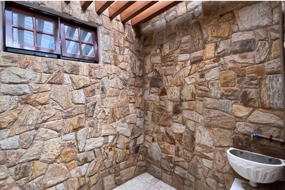 Casa para alugar com 4 quartos, 230m² - Foto 6