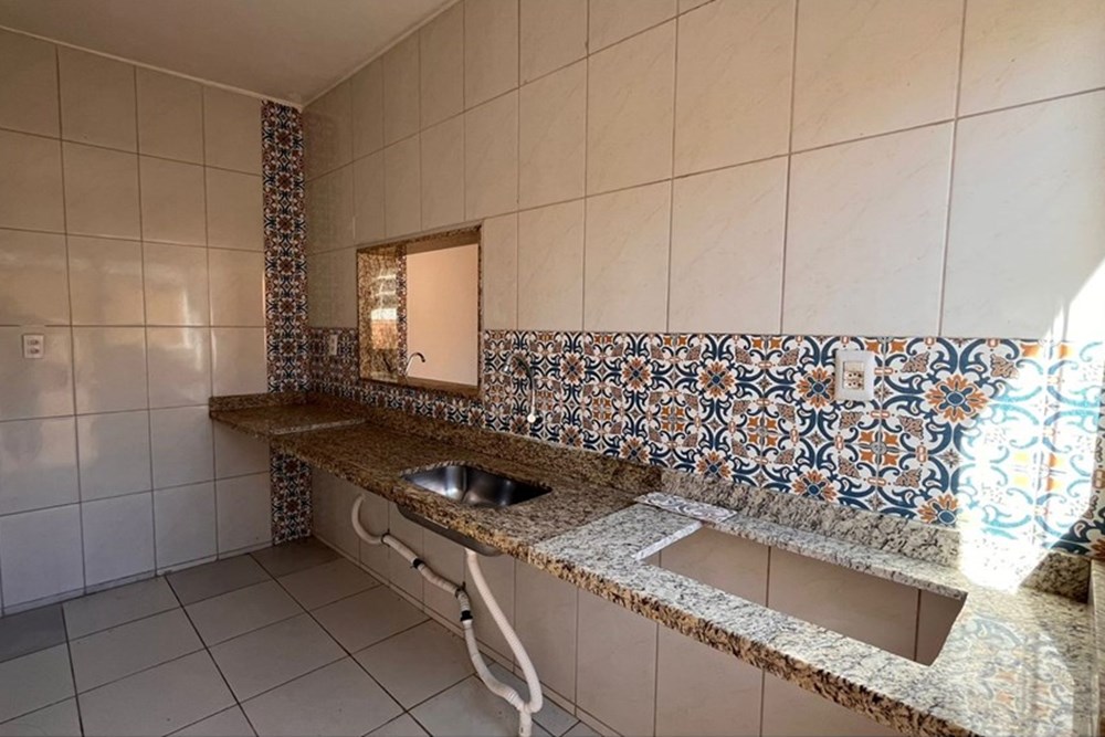 Casa para alugar com 4 quartos, 200m² - Foto 17