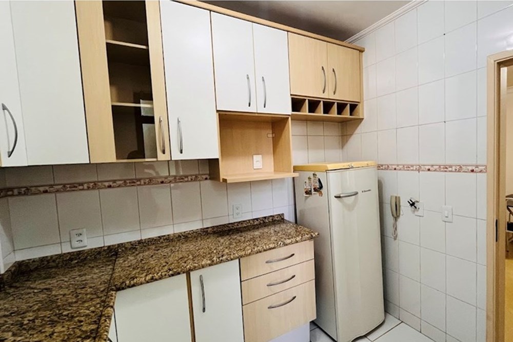 Apartamento à venda com 2 quartos, 58m² - Foto 3