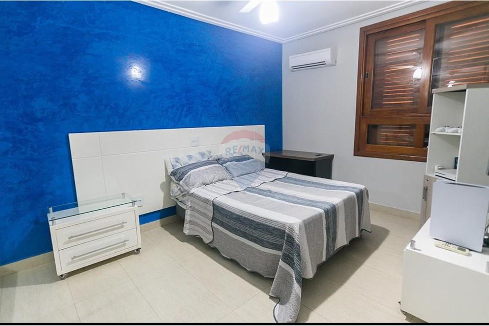 Casa para alugar com 5 quartos, 450m² - Foto 35