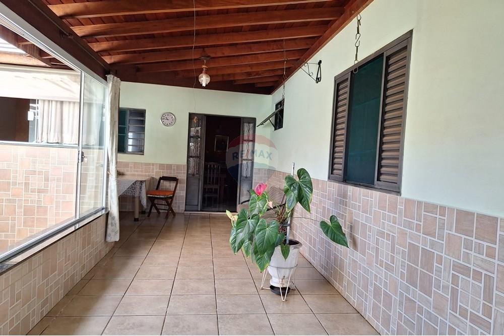 Casa à venda com 2 quartos, 144m² - Foto 24