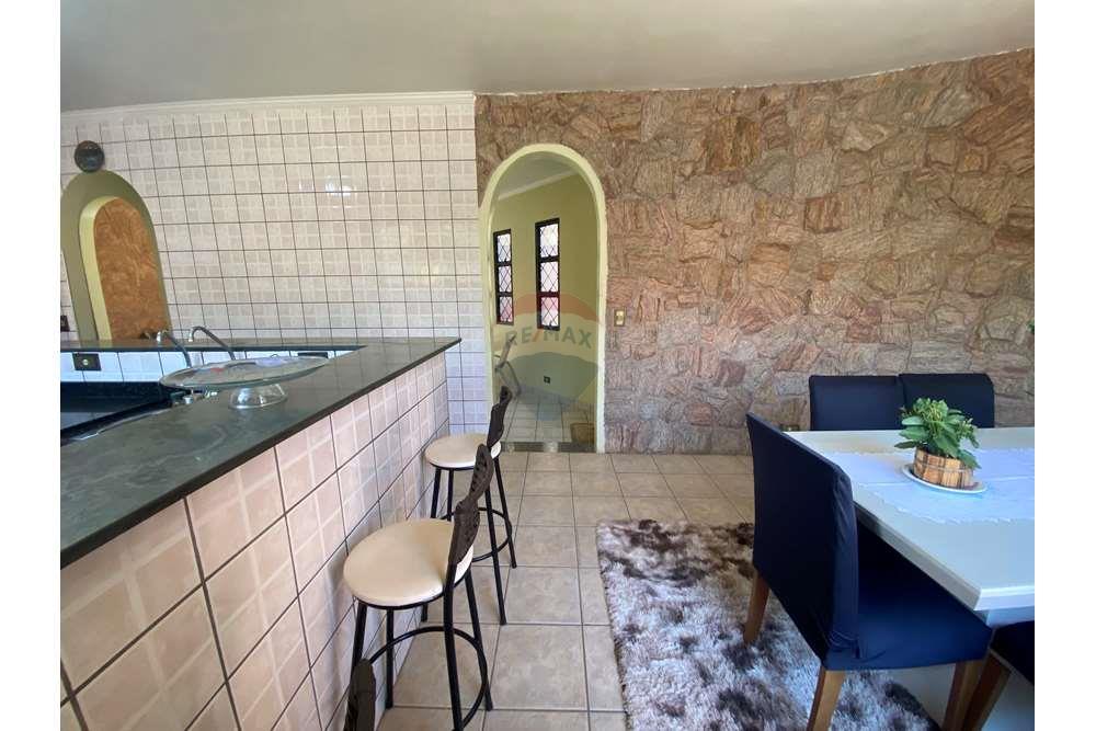 Casa à venda com 3 quartos, 174m² - Foto 62