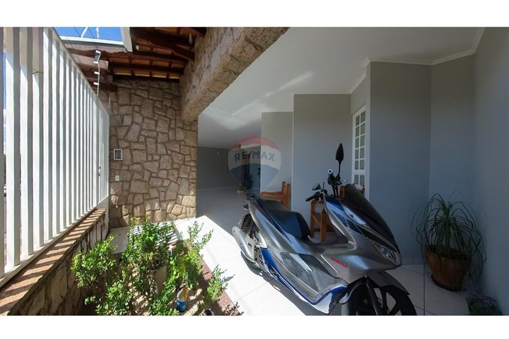 Casa - Venda - Araras , São Paulo - IMG_20251222_143121_00_060_PureShot.jpg - 690691009-192