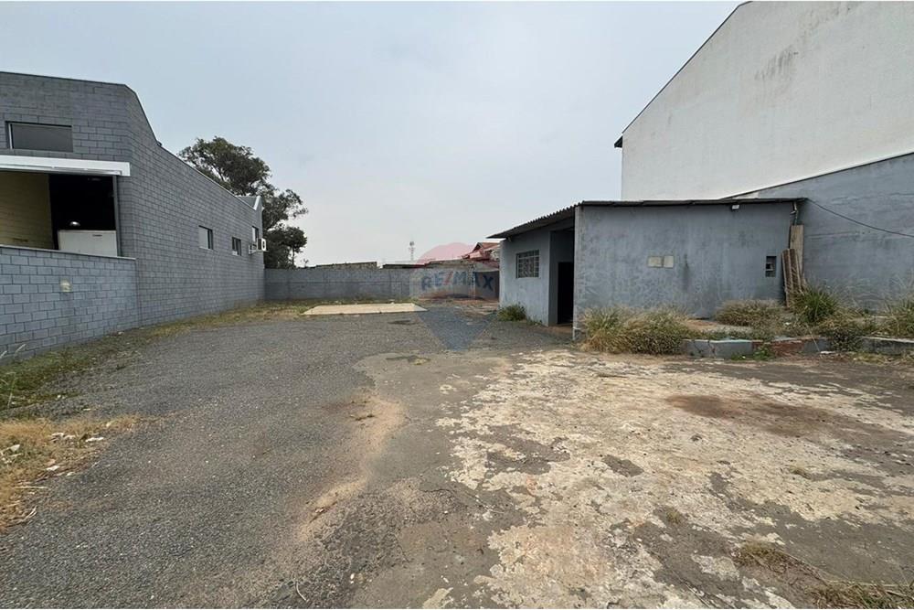 Terreno - Alugar - Campinas , São Paulo - Imagem do WhatsApp de 2025-10-01 à(s) 17.48.50_15885f77.jpg - 690331001-151