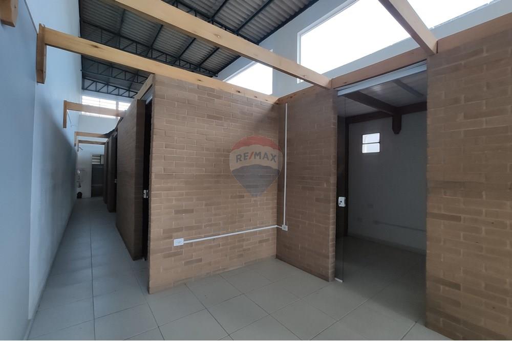 Ponto Comercial/ Loja - Alugar - Atibaia , São Paulo - IMG-20250224-WA0032.jpg - 690471100-113