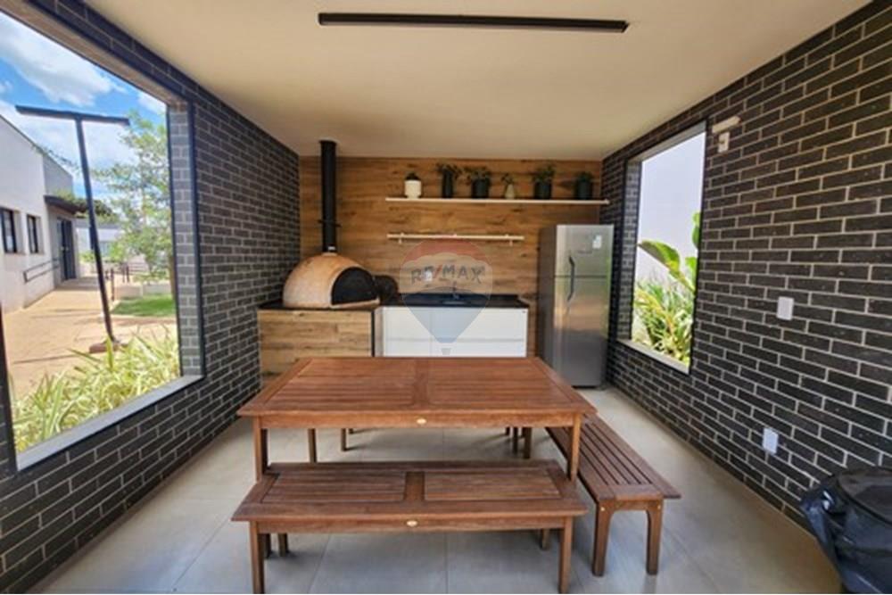 Casa para alugar com 2 quartos, 60m² - Foto 33
