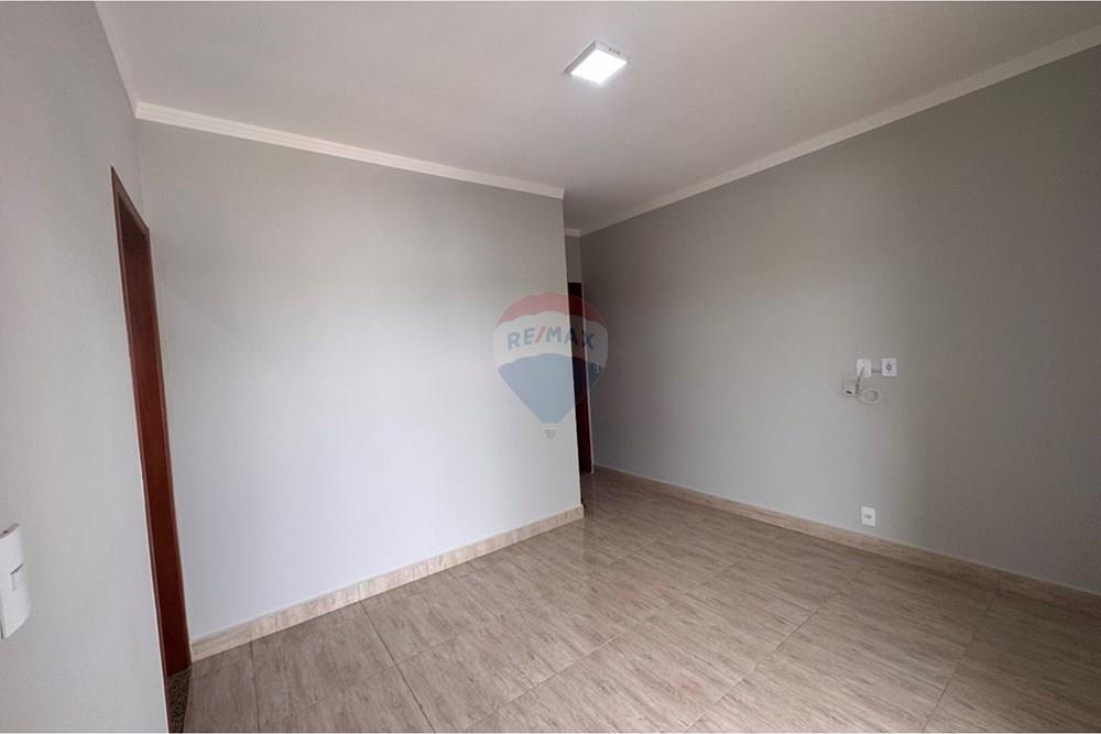 Casa de Condomínio - Venda - Bragança Paulista , São Paulo - photo_5136873962712271970_y.jpg - 690041052-134