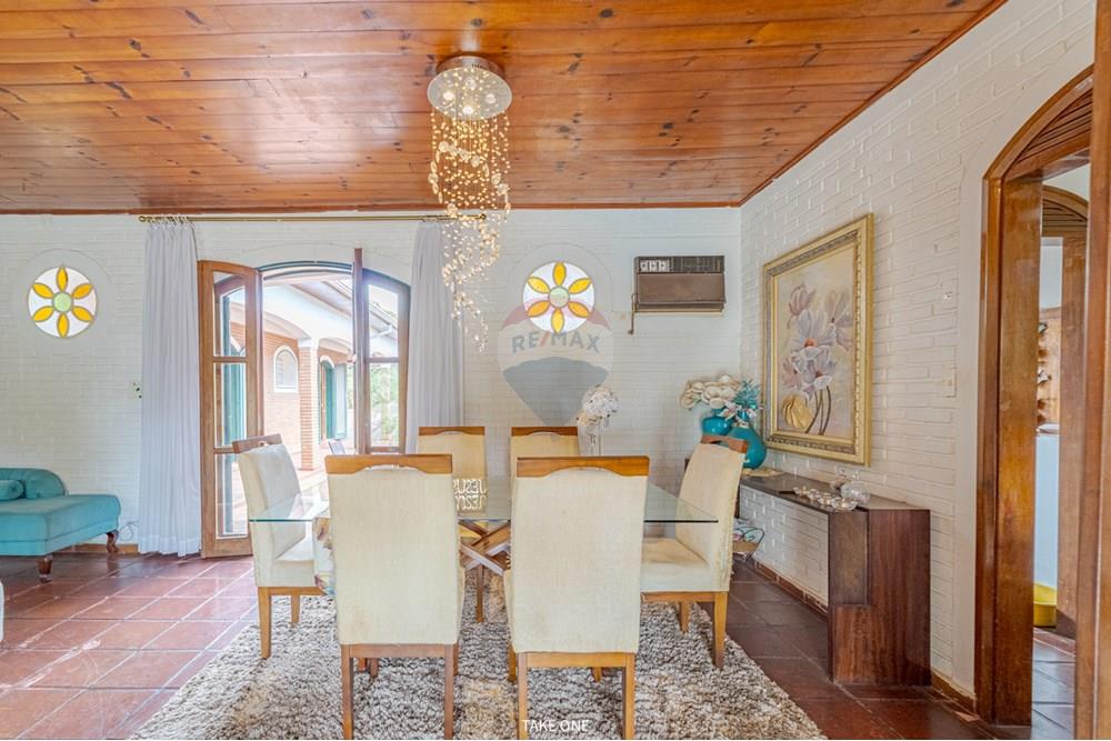 Casa - Venda - Americana , São Paulo - Casa à venda na Praia dos Namorados em Americana com acesso à represa, casa de barcos, piscina,  (17).jpg - Sala de estar - 690231077-36