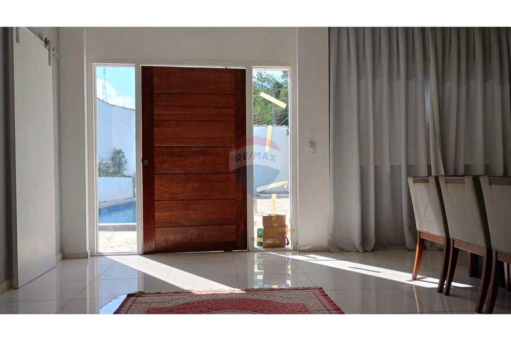 Casa à venda com 3 quartos, 256m² - Foto 8
