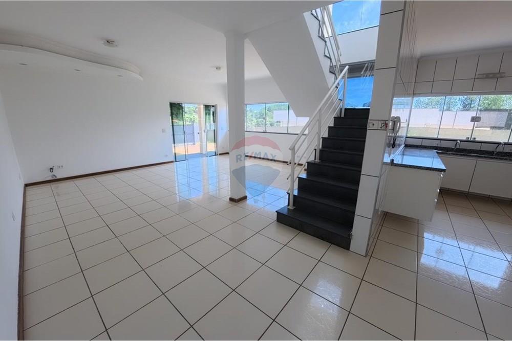 Casa - Alugar - Atibaia , São Paulo - WhatsApp Image 2026-02-22 at 14.13.33 (1).jpeg - Sala de estar - 690471003-152