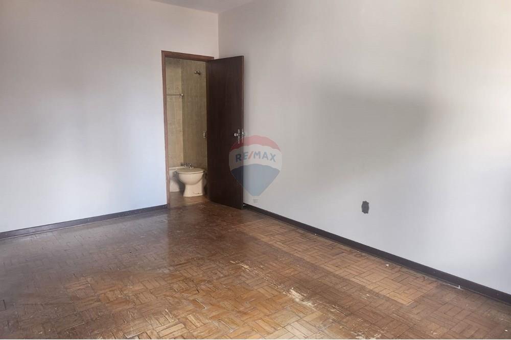 Casa à venda com 2 quartos, 131m² - Foto 28