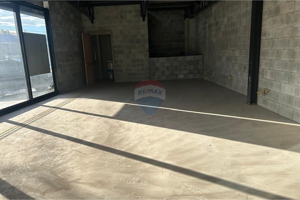 Ponto Comercial - Alugar - Bragança Paulista , São Paulo - WhatsApp Image 2026-02-26 at 22.01.37 (2).jpeg - 690041167-8