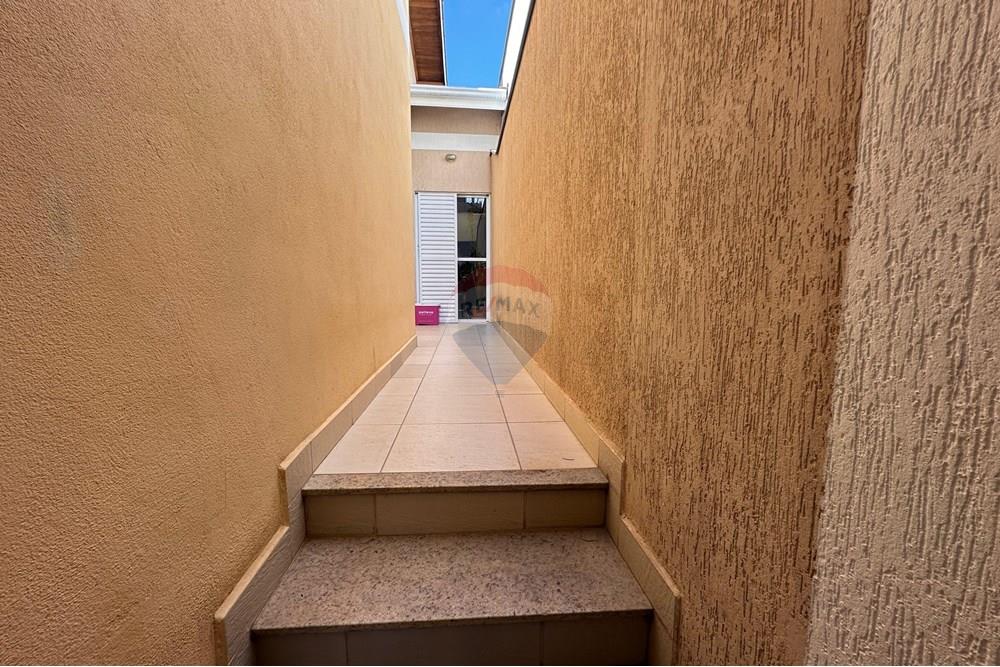 Casa - Venda - Bragança Paulista , São Paulo - WhatsApp Image 2025-10-24 at 47.jpeg - 690041112-7