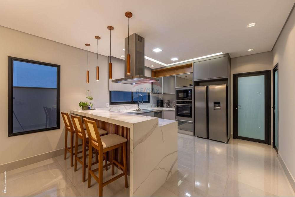 Casa de Condomínio - Venda - Valinhos , São Paulo - TKD-9352.jpg - 690491084-82