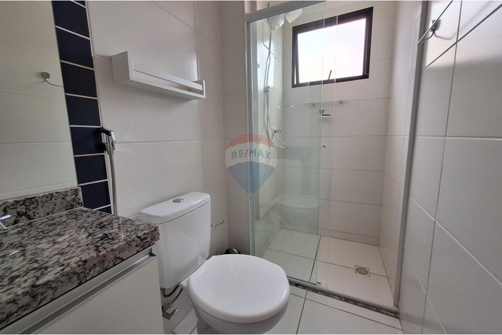 Apartamento para alugar com 2 quartos, 66m² - Foto 13