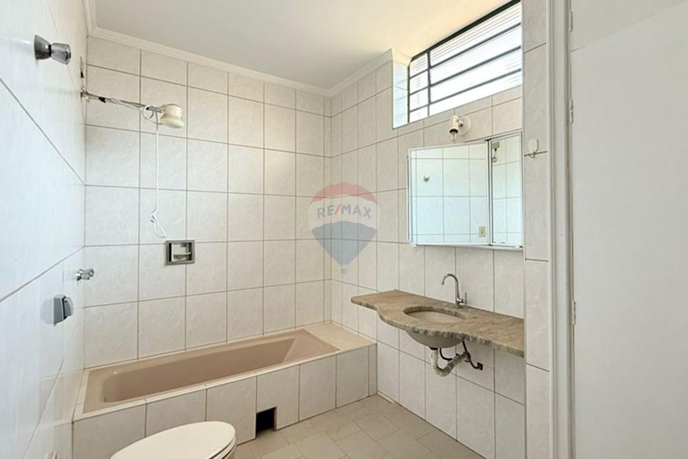 Rezidenčná - Samostatný dom - Campinas , Sao Paulo - BR - WhatsApp Image 2025-09-17 at 10.06.18 (4).jpeg - 690681167-52