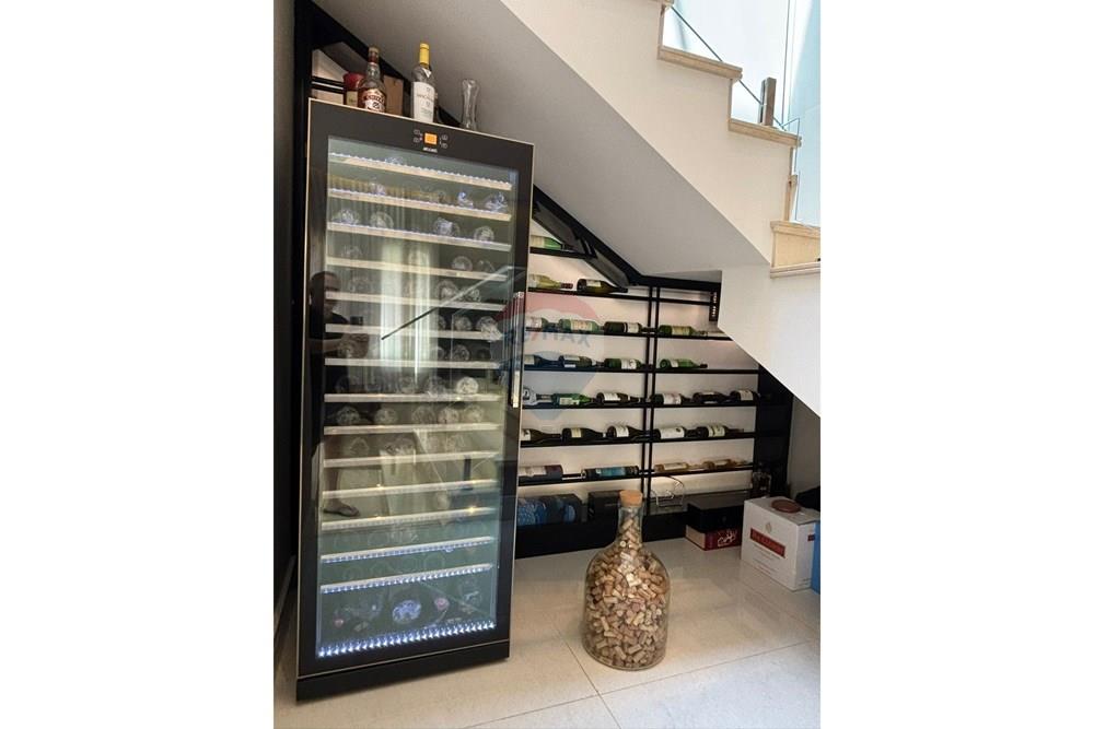 Casa de Condomínio - Venda - Santana de Parnaíba , São Paulo - WhatsApp Image 2026-03-23 at 11.39.28.jpeg - Adega (Bar) - 691081036-10