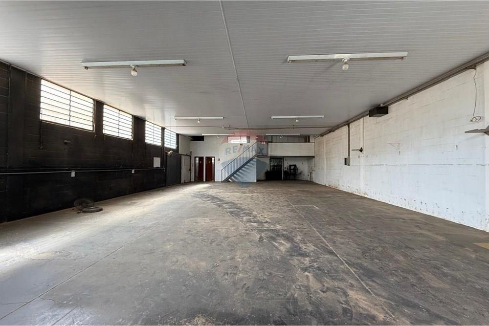 Galpão - Alugar - Araras , São Paulo - PHOTO-2026-03-18-14-56-04 (6).jpg - 690691010-76