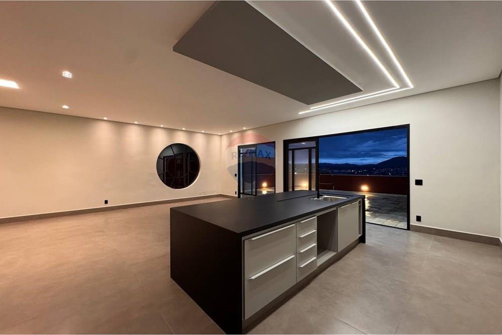 Casa - Venda - Bragança Paulista , São Paulo - photo_15_2026-02-16_15-31-10.jpg - 690041018-333