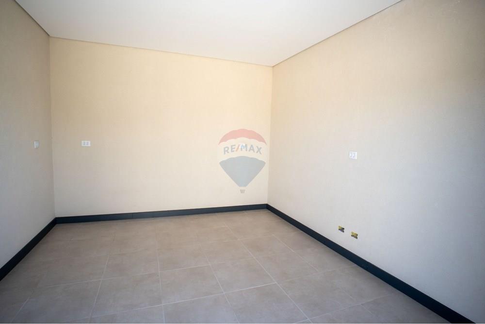 Prédio - Alugar - Atibaia , São Paulo - IMG-20260323-WA0077~2.jpg - 690471187-78