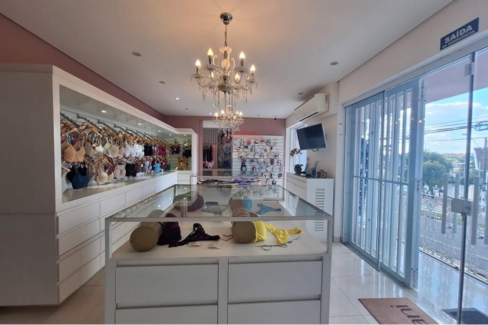 Casa Comercial - Alugar - Valinhos , São Paulo - WhatsApp Image 2025-05-06 at 10.45.53 (2).jpeg - 690681005-105