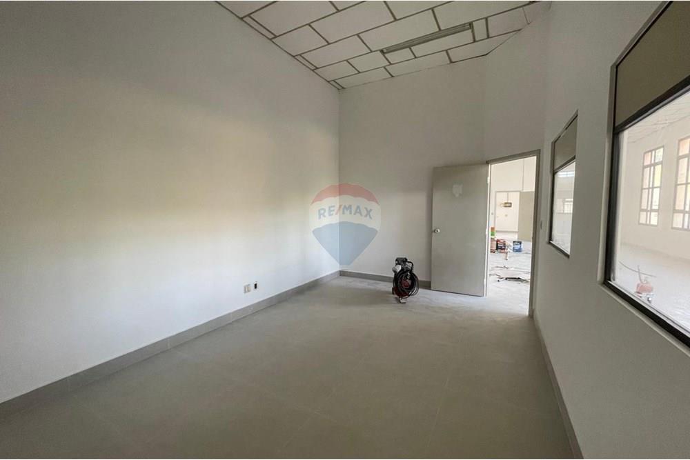 Ponto Comercial/ Loja - Alugar - Valinhos , São Paulo - PHOTO-2025-06-03-14-51-56_9.jpg - 690851096-2