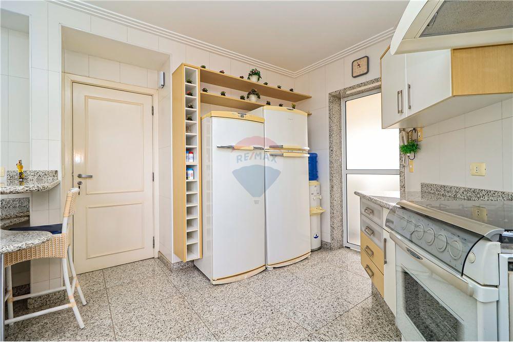 Apartamento à venda com 3 quartos, 254m² - Foto 20